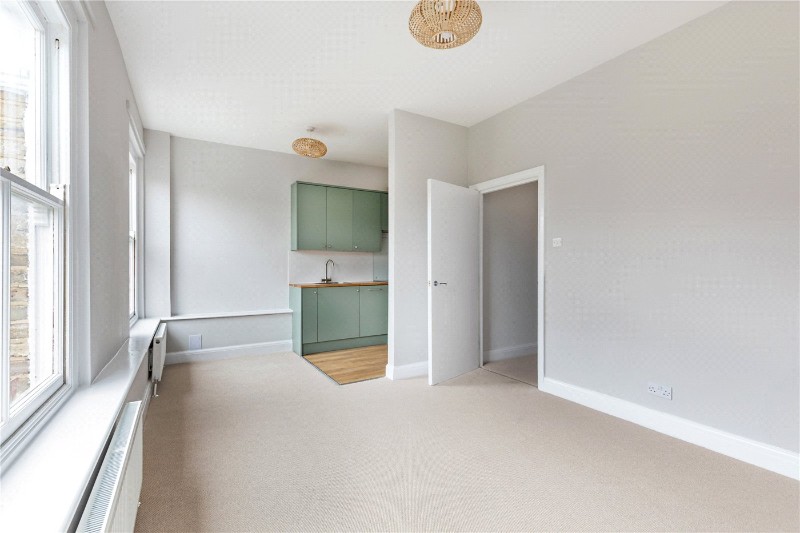 Queens Drive, London, N4