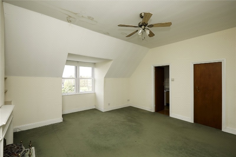 Twyford Avenue, London, W3