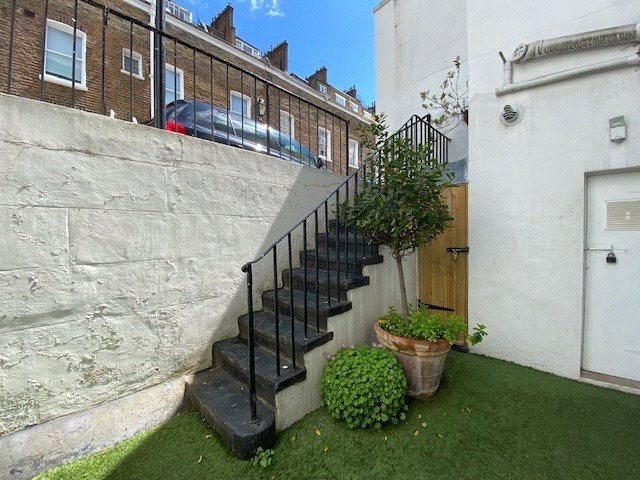 Gloucester Mews, Bayswater, W2