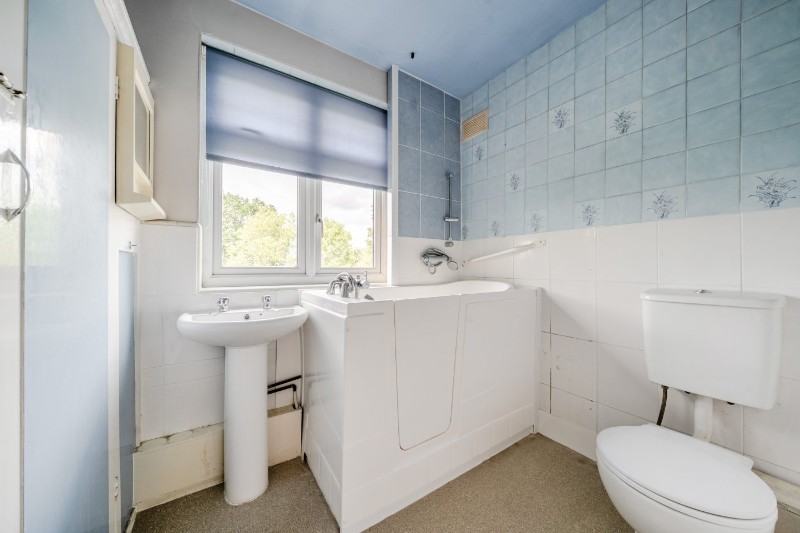 The Crescent, West Wickham, BR4