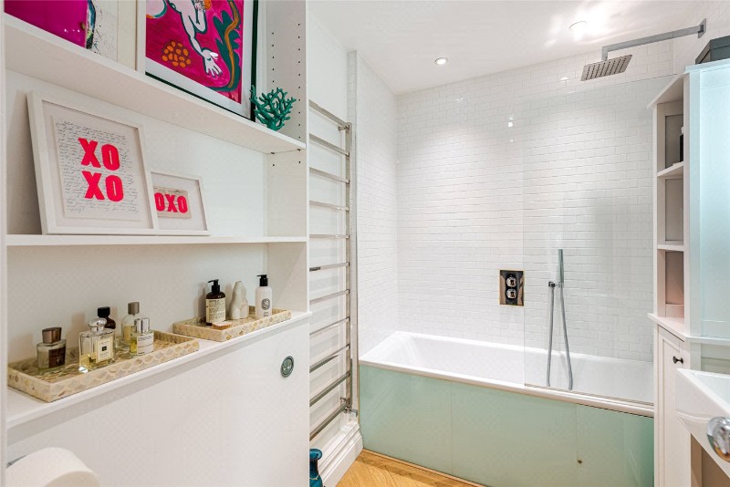 Warwick Square, London, SW1V