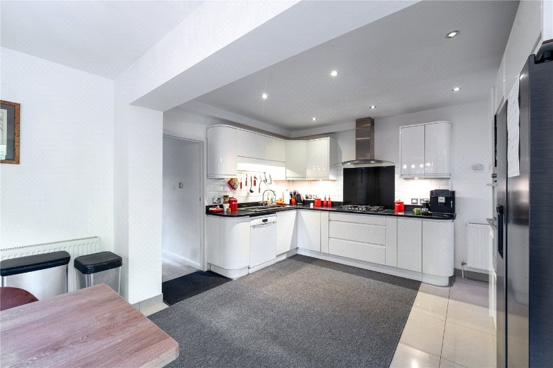 Kingswood Close, Weybridge, Surrey, KT13