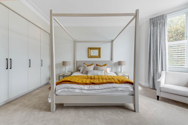 Castelnau, Barnes, London, SW13