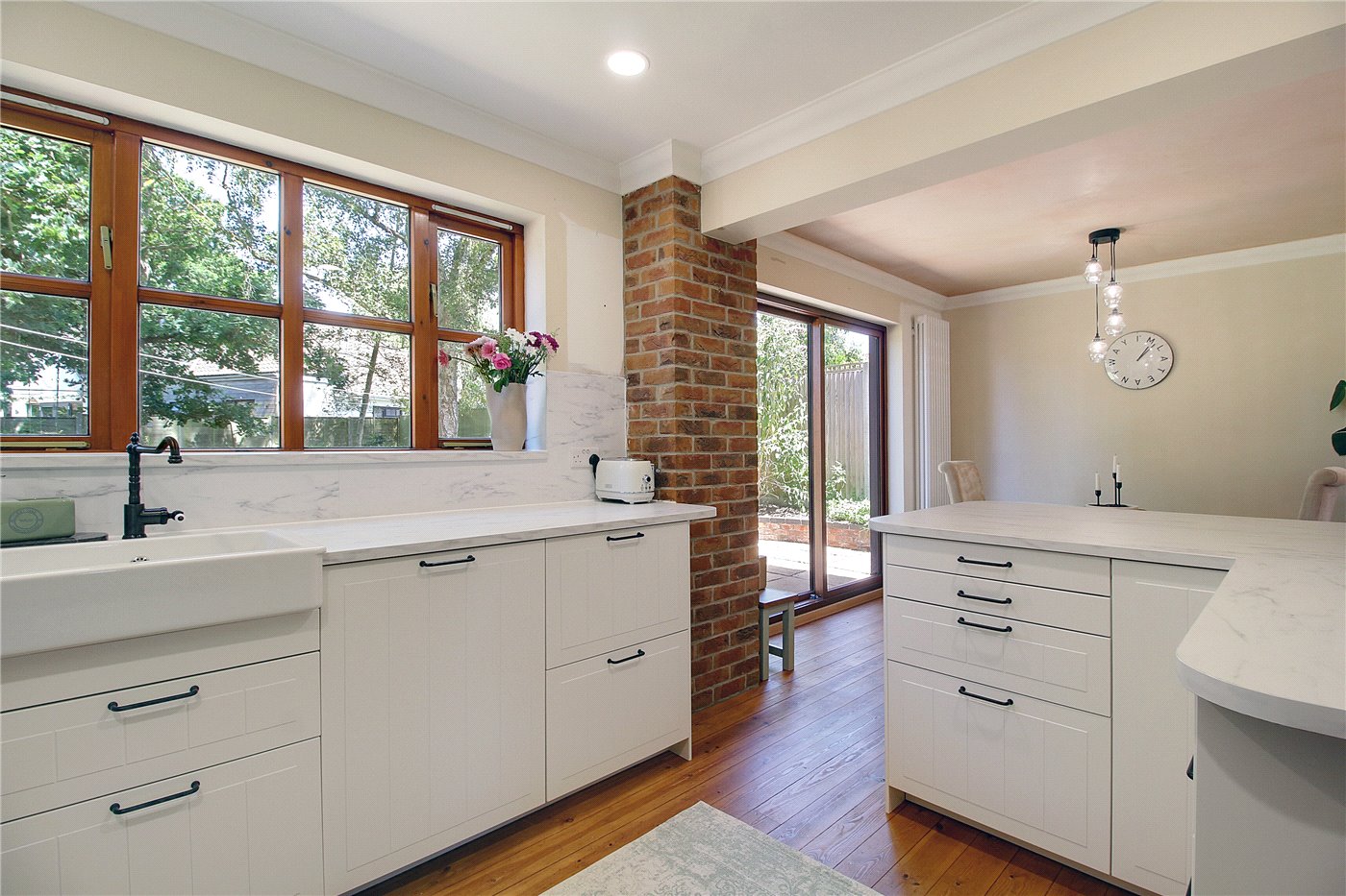 Kitchen Dinier