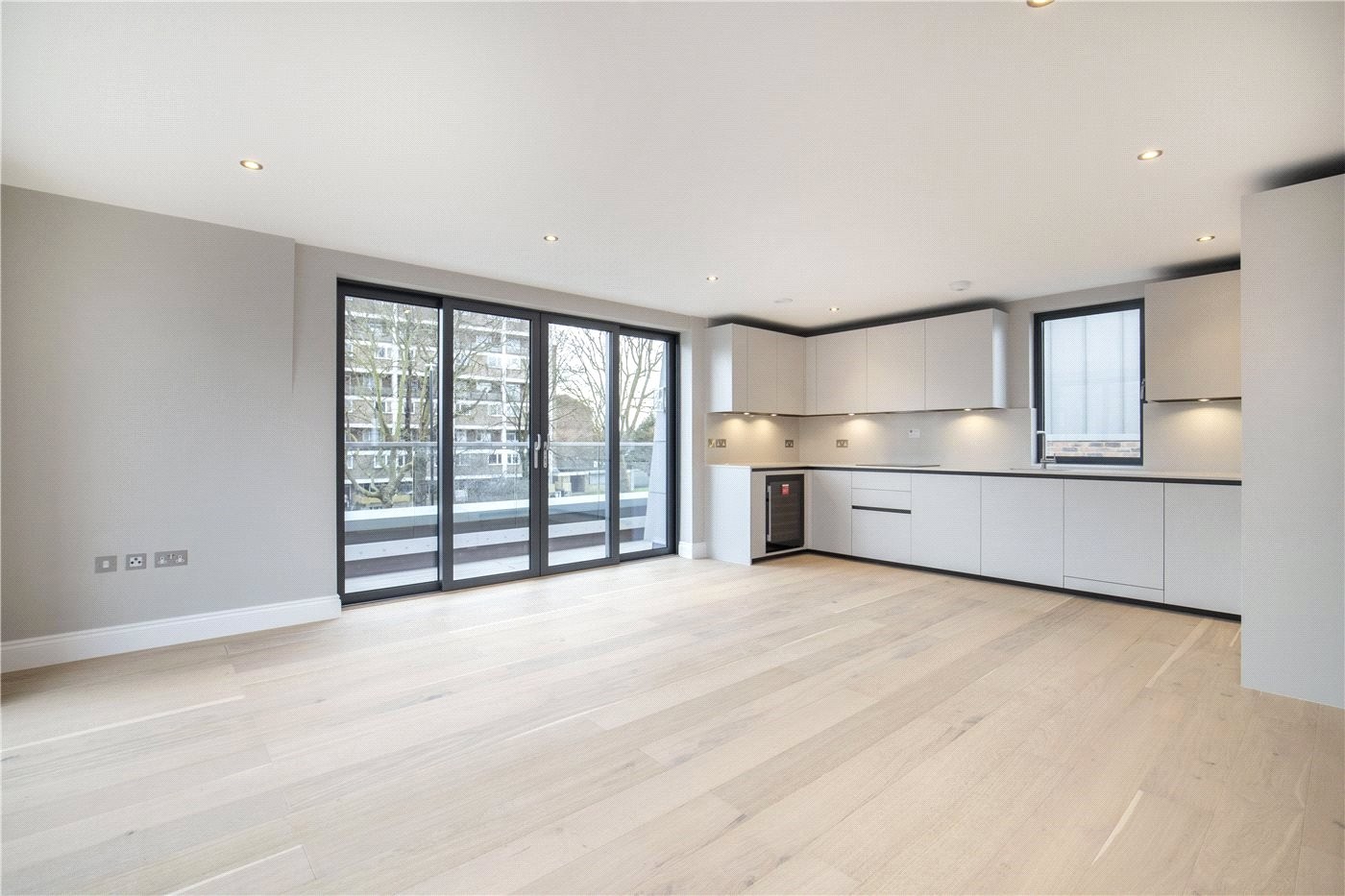 2 bedroom property for sale in Greenwood, 31 Princes Way, SW19 £425,000