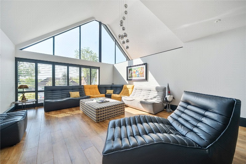 Echo Barn Lane, Wrecclesham, Farnham, Surrey, GU10