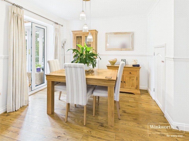 Ludlow Close, Newbury, Berkshire, RG14