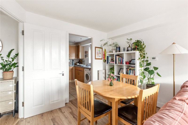 Hexton Court, 6 Brownswood Road, N4