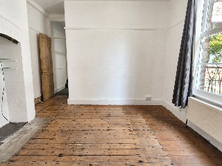 West End Lane, Barnet, EN5
