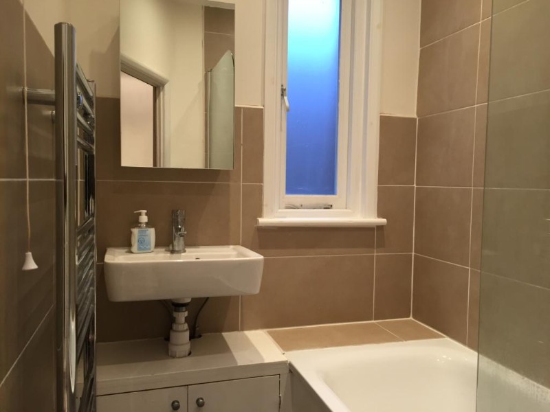 Rathcoole Avenue, Crouch End, London, N8