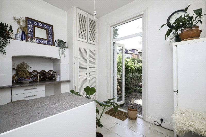 Woodgrange Avenue, London, W5