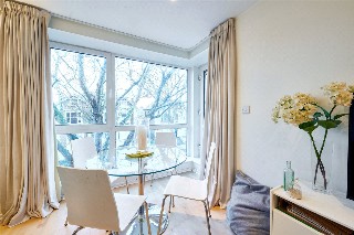 Chiswick High Road, Chiswick, W4