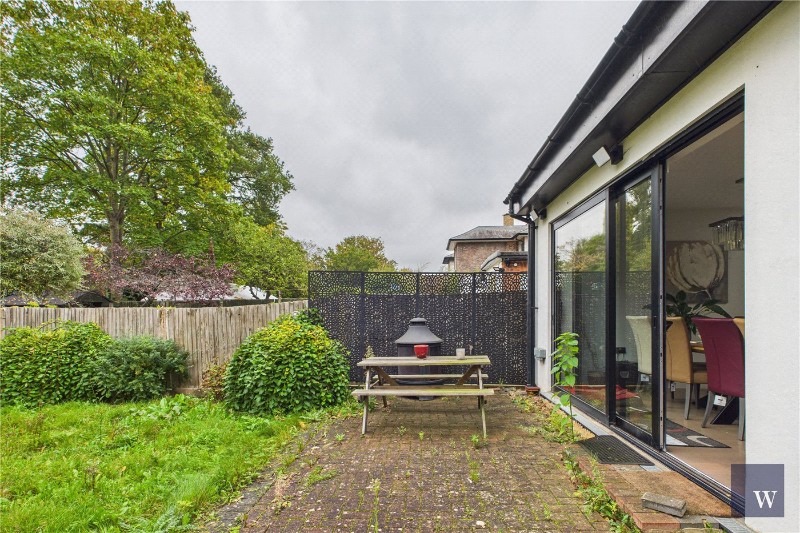 Craignish Avenue, London, SW16