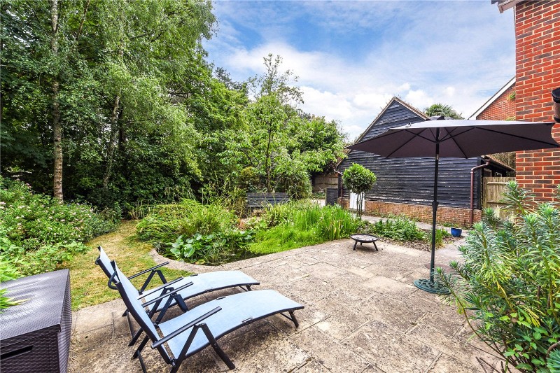 Sarum Close, Winchester, Hampshire, SO22