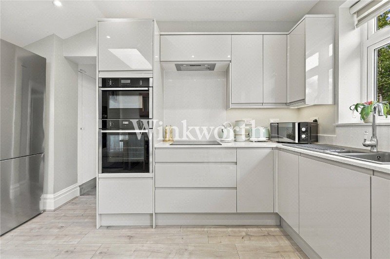 Woodberry Avenue, London, N21