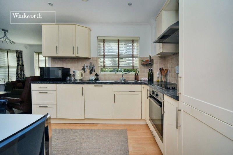 Overton Road, Sutton, SM2