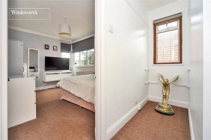 Tudor Avenue, Worcester Park, KT4