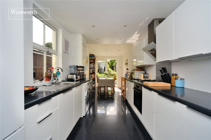 Tharp Road, Wallington, SM6