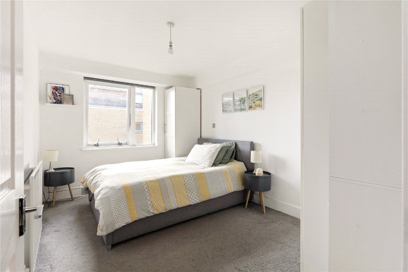 Hexton Court, 6 Brownswood Road, N4