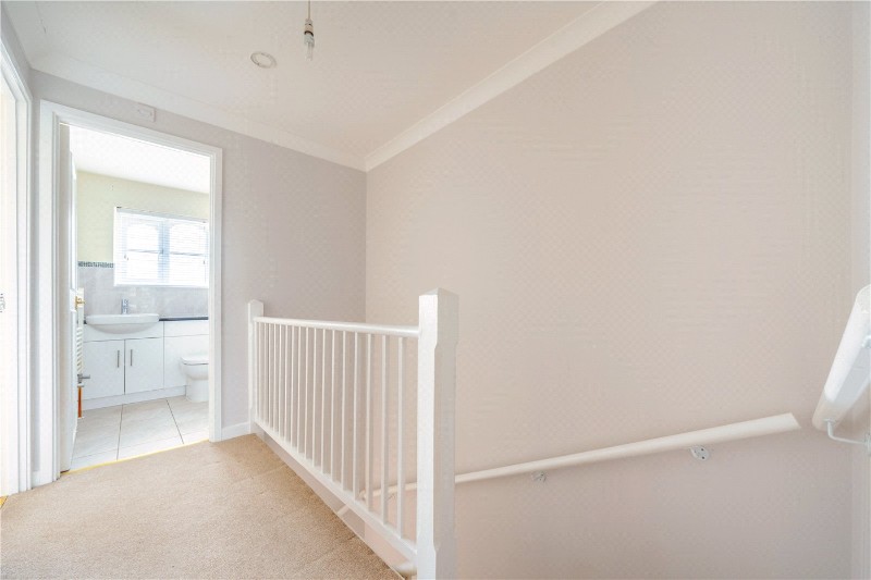 Pottery Court, Wrecclesham, Farnham, Surrey, GU10