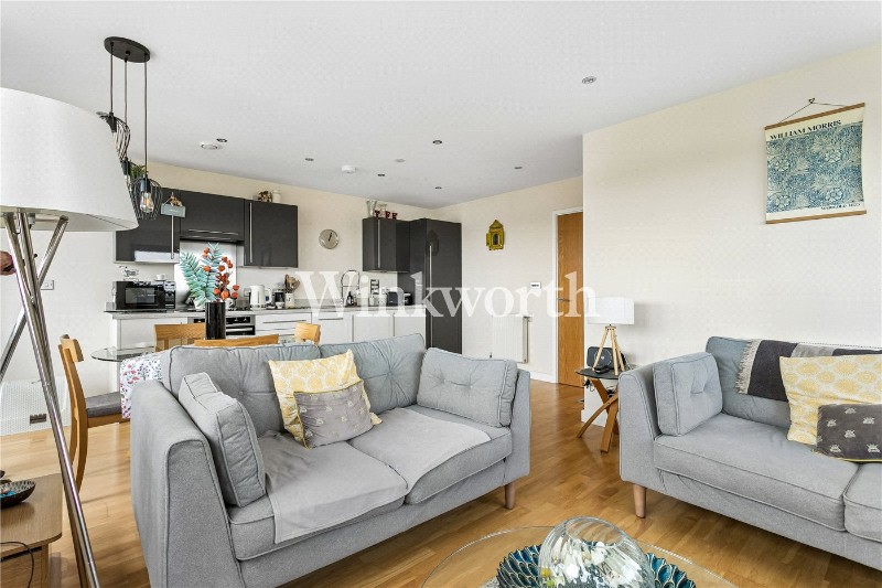 Colman Parade, Southbury Road, Enfield, EN1