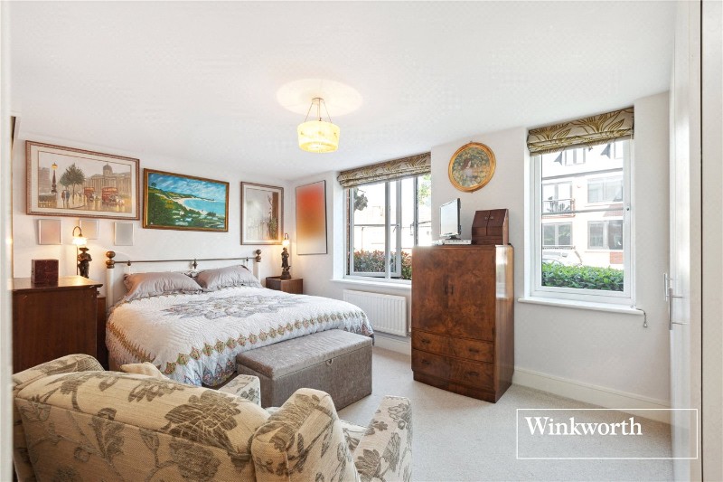 The Grove, Finchley, London, N3