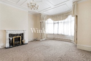 Caversham Avenue, London, N13