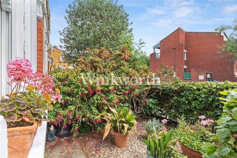 Victoria Crescent, London, N15