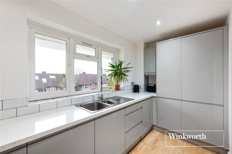 Warwick Road, New Barnet, EN5