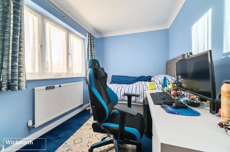 Fennel Close, Chineham, Basingstoke, RG24