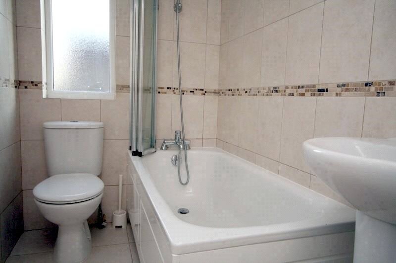 Grosvenor Parade, Uxbridge Road, Ealing, London, W5