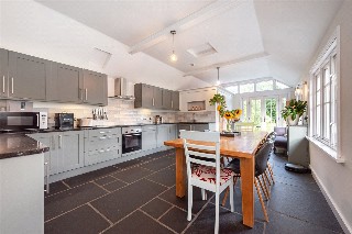 North Stroud Lane, Petersfield, Hampshire, GU32