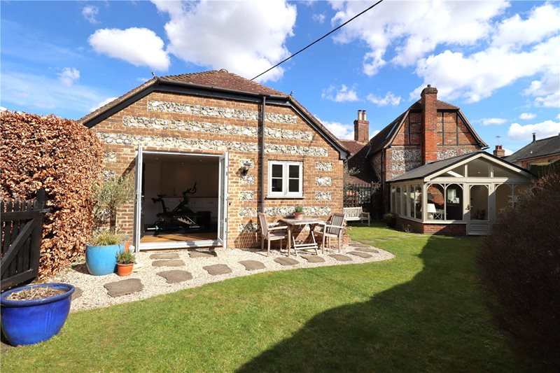 High Street, Ramsbury, Marlborough, Wiltshire, SN8