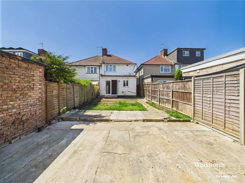 Sandhurst Road, Kingsbury, London, NW9