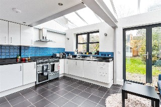 Himley Road, London, SW17