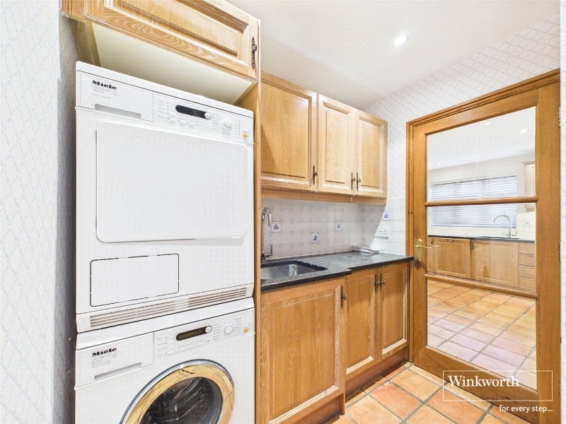 Shortheath Lane, Sulhamstead, Reading, Berkshire, RG7