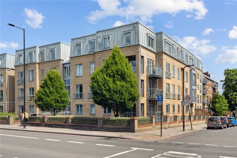 Seven Sisters Road, London, N4