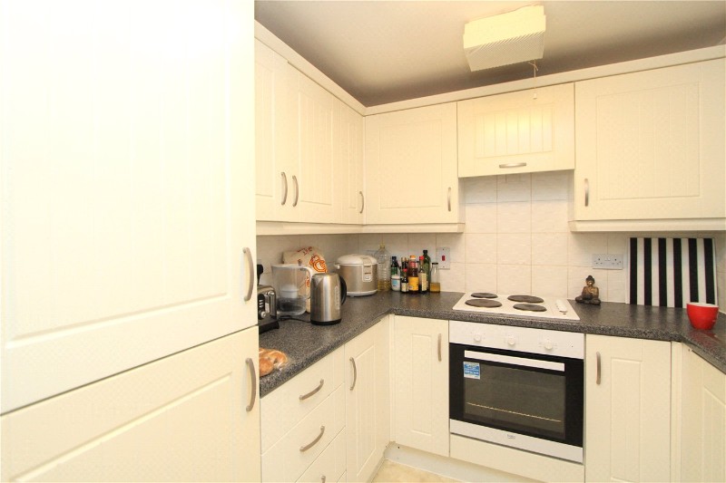 Boddington Gardens, Acton, London, UK, W3