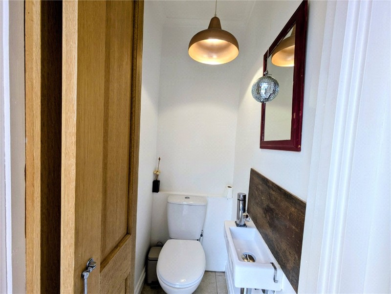 Roe Lane, Kingsbury, London, NW9