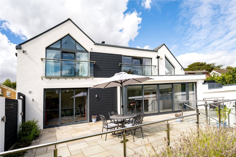 Montagu Road, Highcliffe, Christchurch, Dorset, BH23