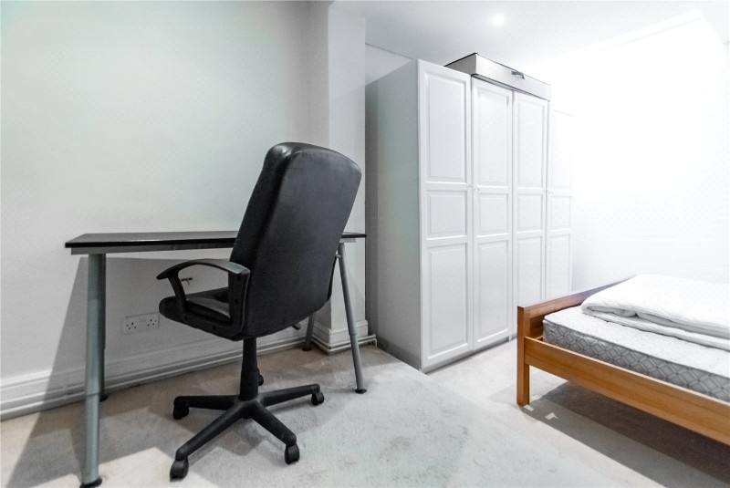 Queens Crescent, London, NW5