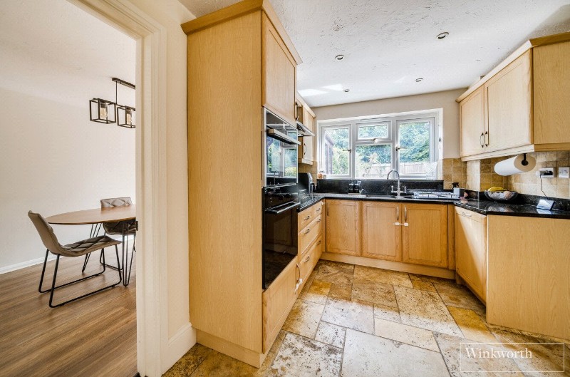Drayhorse Drive, Bagshot, Surrey, GU19