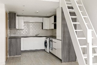 Adelaide Road, London, E10