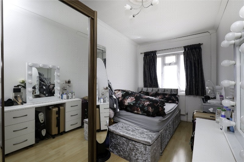 St. Dunstans Avenue, London, W3