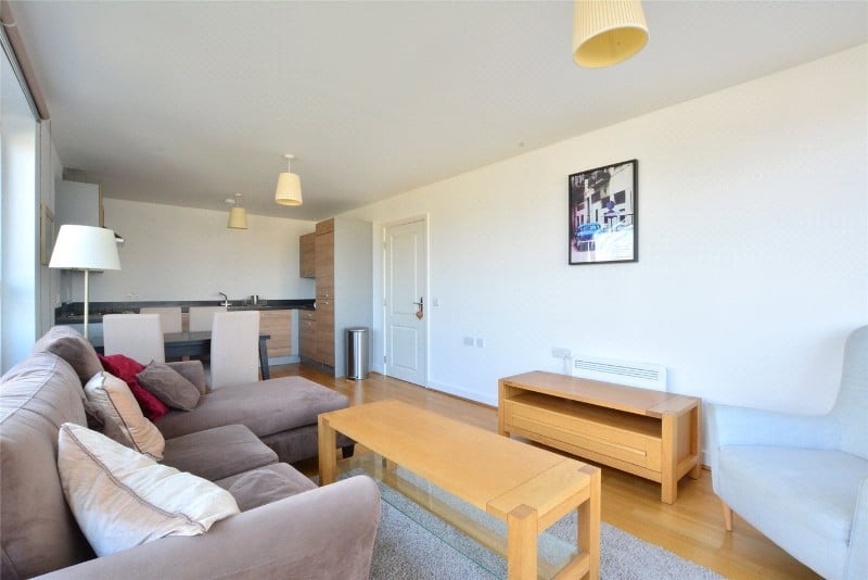 Tarves Way, London, SE10