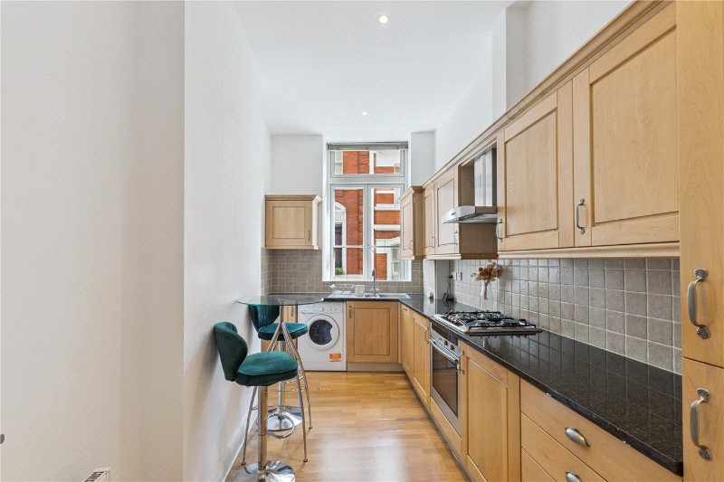 Shaftesbury Avenue, London, WC2H
