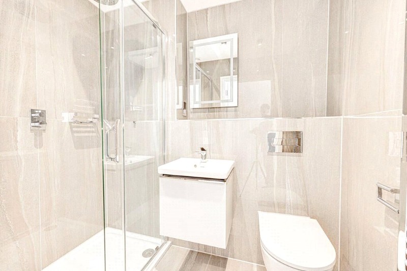 Broadway, Leigh-on-Sea, Essex, SS9