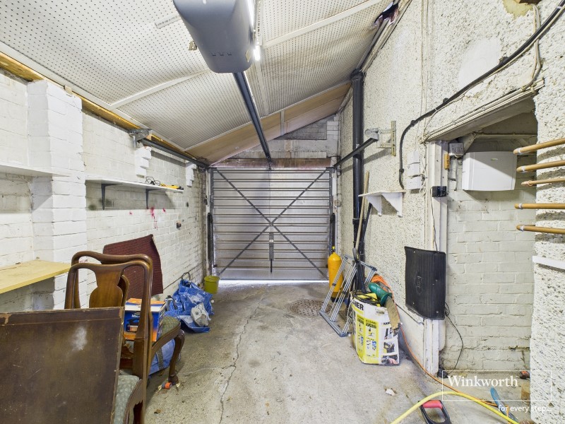 Hill Drive, Kingsbury, London, NW9