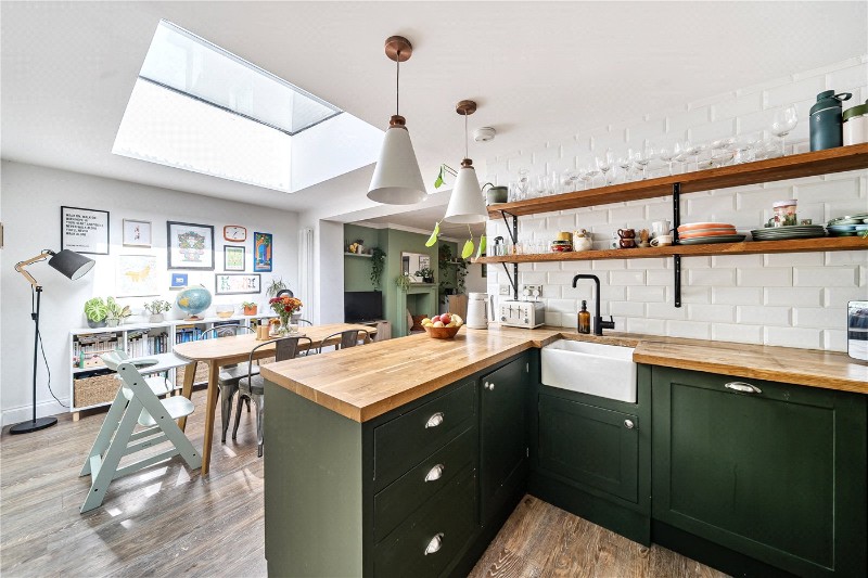Versailles Road, London, SE20