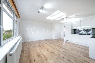 Ravenscroft Avenue, London, NW11